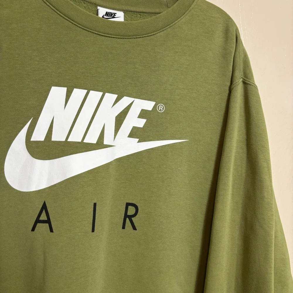 Nike‎ Air Men’s Sweatshirt Crew Neck Pullover Logo Fleece Graphic Green Large